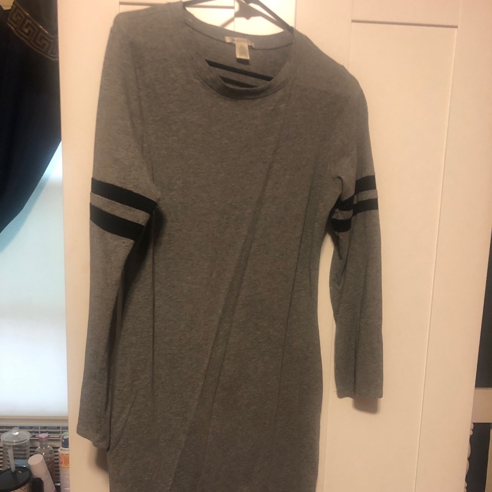 Long Sleeved Varsity style dress grey size 2X